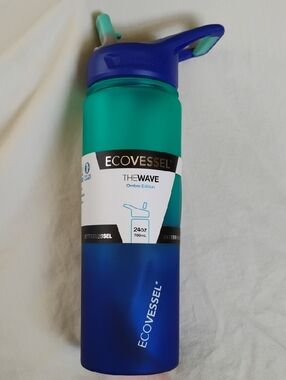 EcoVessel TheWave Ombre 24oz Water Bottle - Teal & Blue Silicon Straw Flip Spout